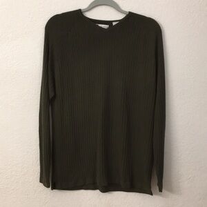 Bachrach sweater size medium